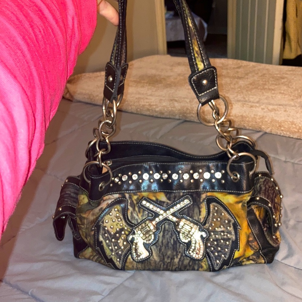 Camouflage with diamond guns purse
